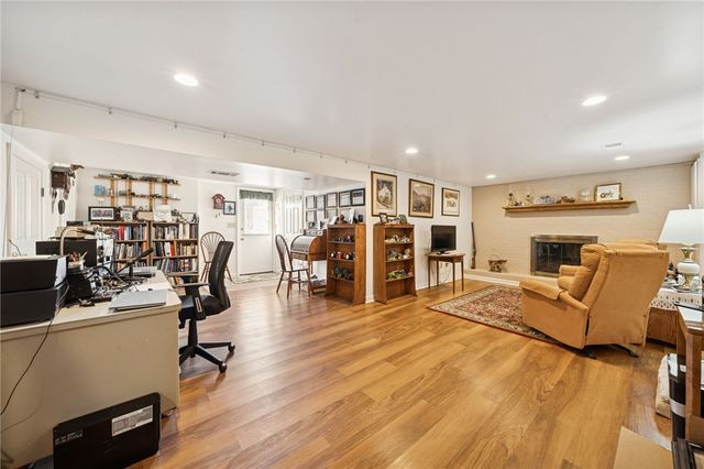 525 McFarland Road, Derry Twp, PA 15650