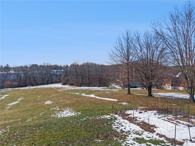 525 McFarland Road, Derry Twp, PA 15650