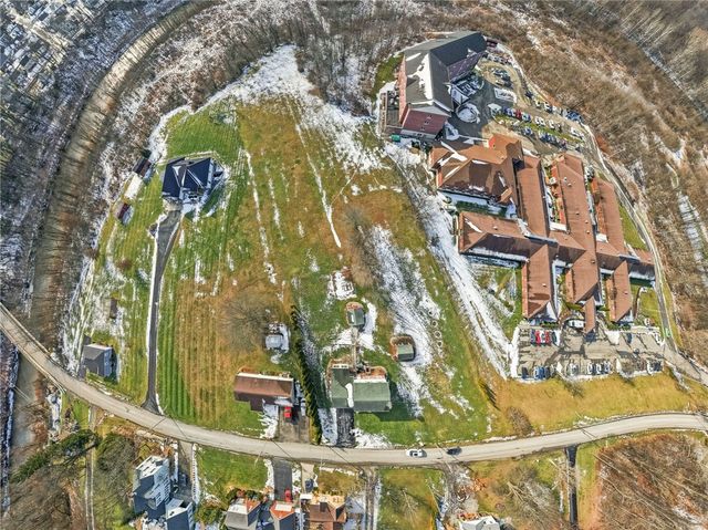 525 McFarland Road, Derry Twp, PA 15650