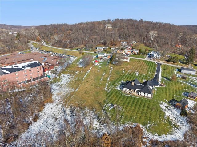 525 McFarland Road, Derry Twp, PA 15650