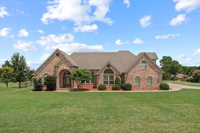 3707 Heatherwood Lane, Sherman, TX 75090