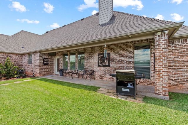 3707 Heatherwood Lane, Sherman, TX 75090