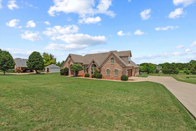 3707 Heatherwood Lane, Sherman, TX 75090