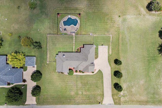 3707 Heatherwood Lane, Sherman, TX 75090