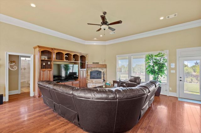 3707 Heatherwood Lane, Sherman, TX 75090