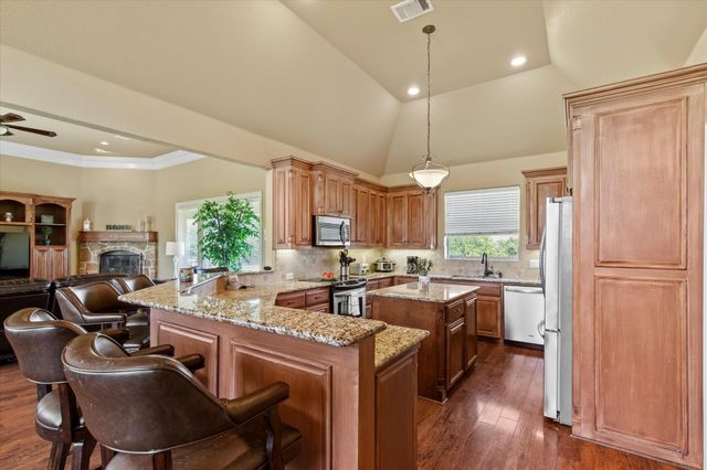 3707 Heatherwood Lane, Sherman, TX 75090