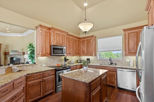 3707 Heatherwood Lane, Sherman, TX 75090