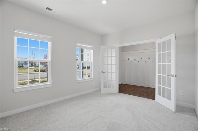 447 Spring Hill PL, Smithfield, VA 23430