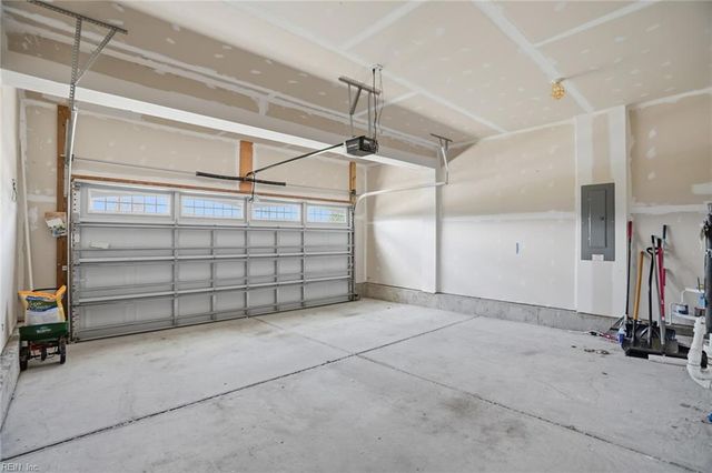 447 Spring Hill PL, Smithfield, VA 23430