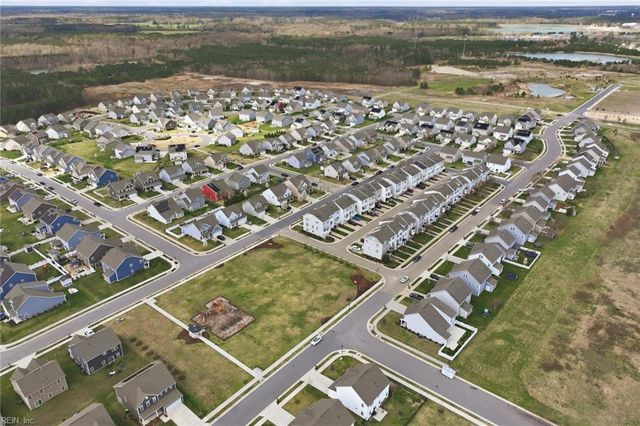 447 Spring Hill PL, Smithfield, VA 23430