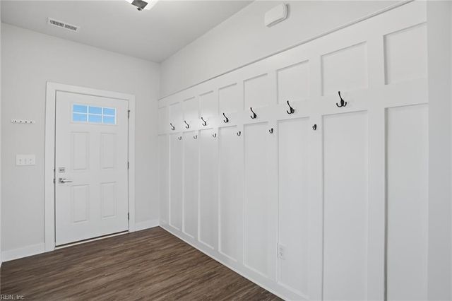 447 Spring Hill PL, Smithfield, VA 23430