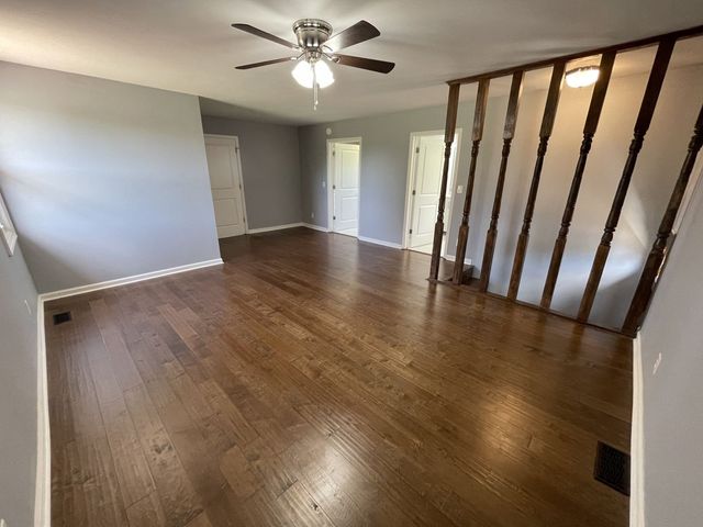 4028 Yoest Dr, Nashville, TN 37207