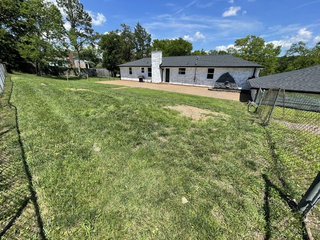 4028 Yoest Dr, Nashville, TN 37207