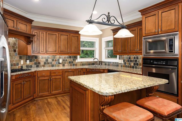 5796 CARRINGTON LAKE PARKWAY, Trussville, AL 35173