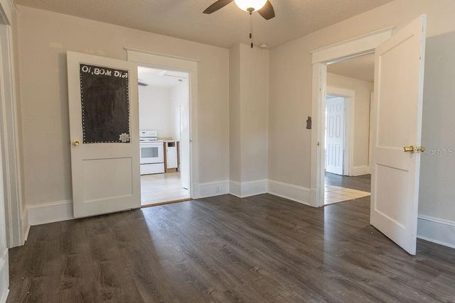 118 S GARFIELD AVENUE, Deland, FL 32724