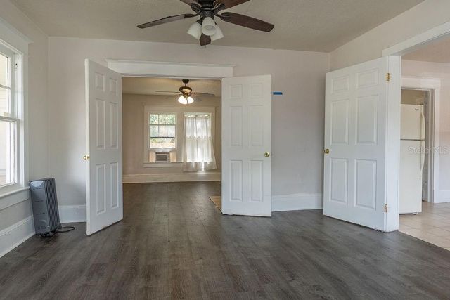 118 S GARFIELD AVENUE, Deland, FL 32724