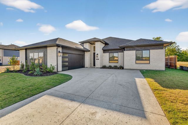 8517 Scottie Street, North Richland Hills, TX 76182