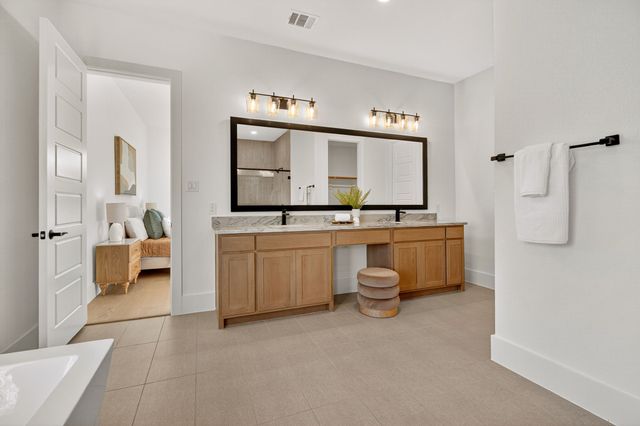 8517 Scottie Street, North Richland Hills, TX 76182