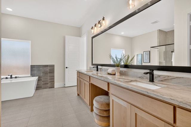 8517 Scottie Street, North Richland Hills, TX 76182