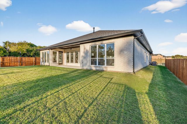 8517 Scottie Street, North Richland Hills, TX 76182