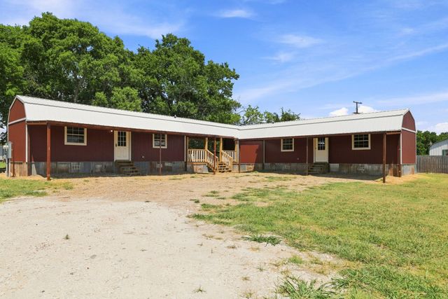 933 Scott, Honey Grove, TX 75446