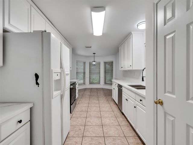 2819 Poplar Creek Lane, Pearland, TX 77584