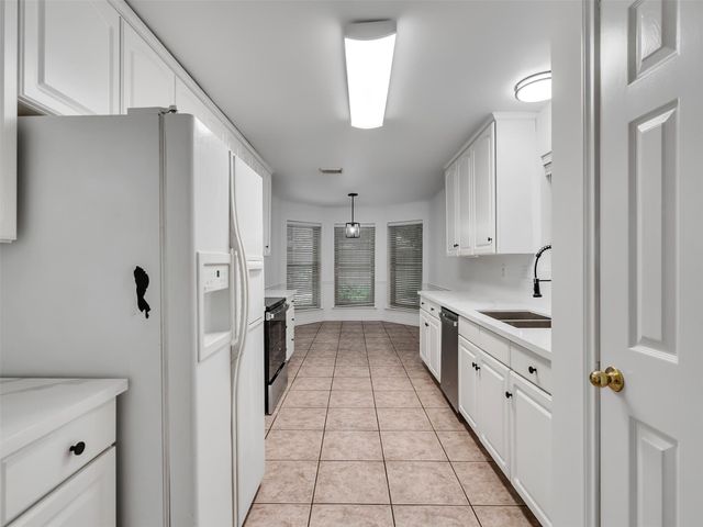 2819 Poplar Creek Lane, Pearland, TX 77584