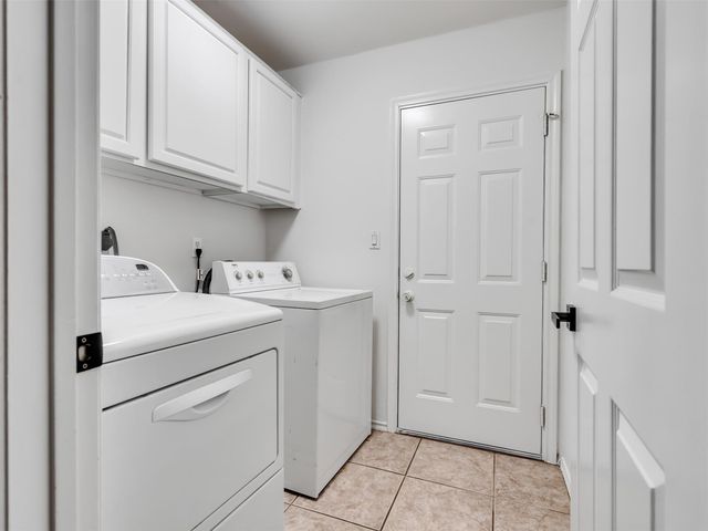 2819 Poplar Creek Lane, Pearland, TX 77584