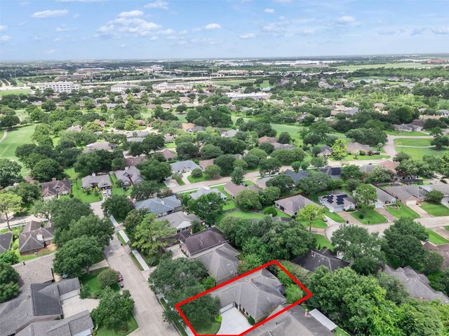 2819 Poplar Creek Lane, Pearland, TX 77584