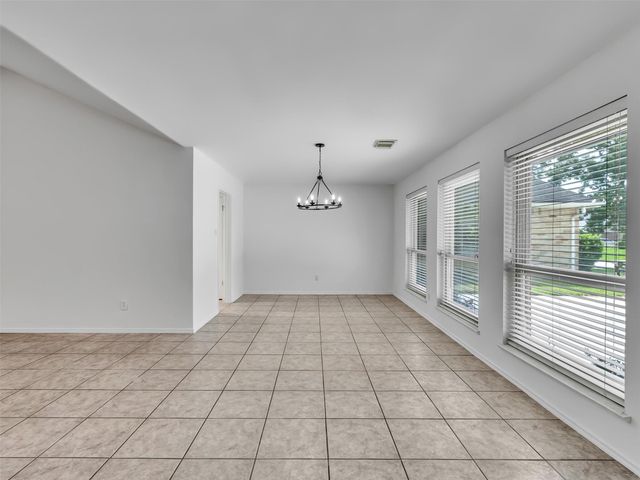 2819 Poplar Creek Lane, Pearland, TX 77584
