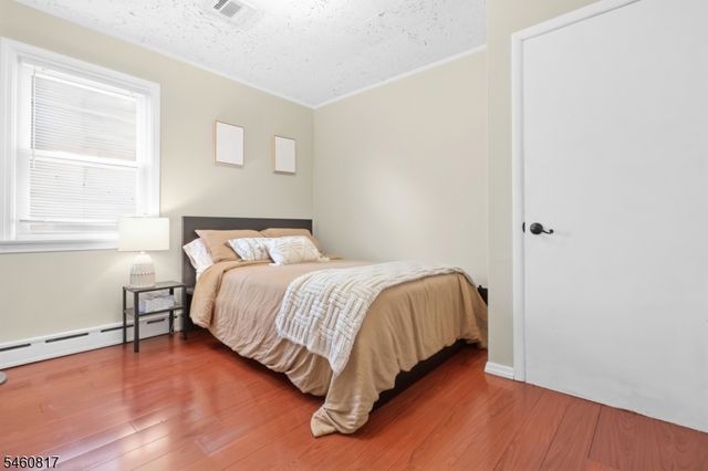 160 Bridge St, Roselle Park Boro, NJ 07204