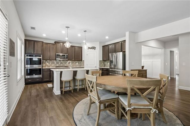 129 Grove View Road, Woodstock, GA 30189