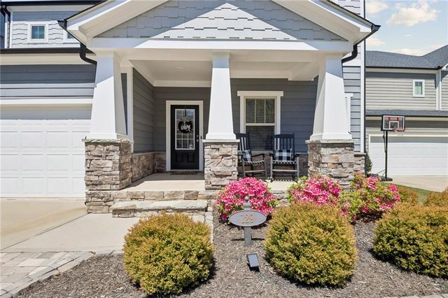 129 Grove View Road, Woodstock, GA 30189