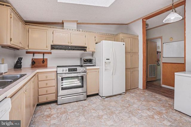 46 PISGAH RST, Shermans Dale, PA 17090