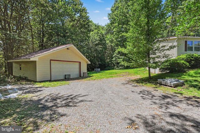 46 PISGAH RST, Shermans Dale, PA 17090