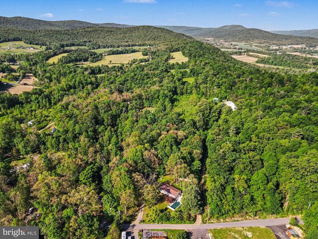 46 PISGAH RST, Shermans Dale, PA 17090