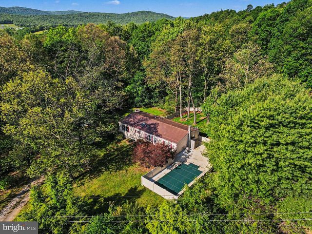 46 PISGAH RST, Shermans Dale, PA 17090