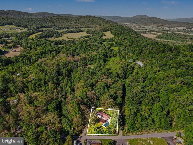 46 PISGAH RST, Shermans Dale, PA 17090