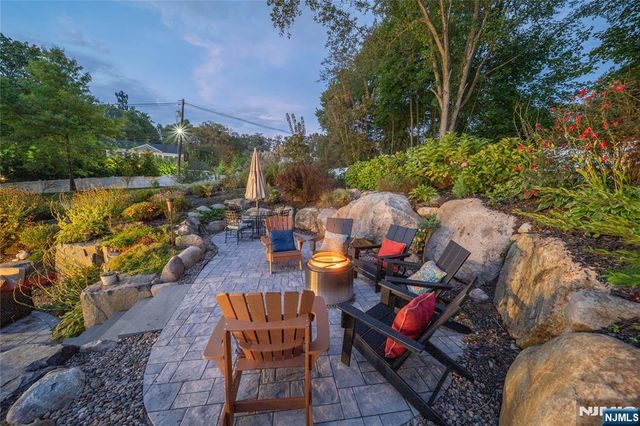 3 Osborne Court, Mahwah, NJ 07430