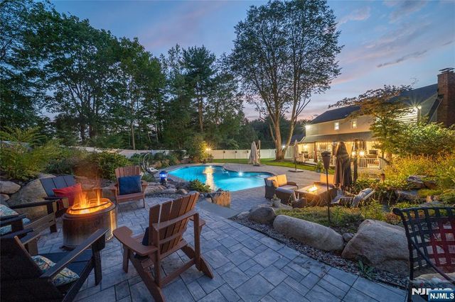 3 Osborne Court, Mahwah, NJ 07430