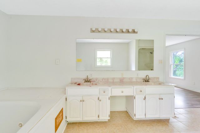 2015 Gregory Lane NW, Cleveland, TN 37312
