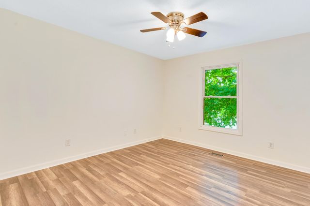 2015 Gregory Lane NW, Cleveland, TN 37312