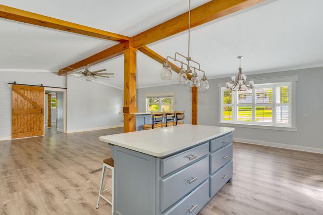 2015 Gregory Lane NW, Cleveland, TN 37312