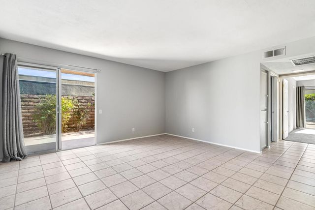 1391 Sunflower Circle S, Palm Springs, CA 92262