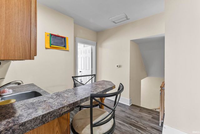 2228 E Market Street, Warsaw, IN 46580