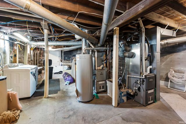 2228 E Market Street, Warsaw, IN 46580