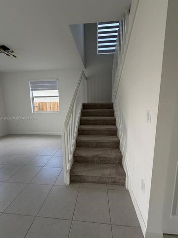 2638 SE 9th St, Homestead, FL 33035