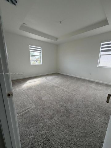 2638 SE 9th St, Homestead, FL 33035