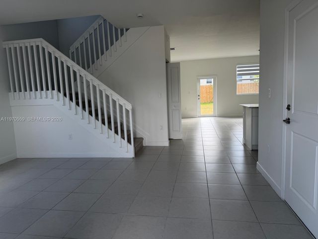 2638 SE 9th St, Homestead, FL 33035