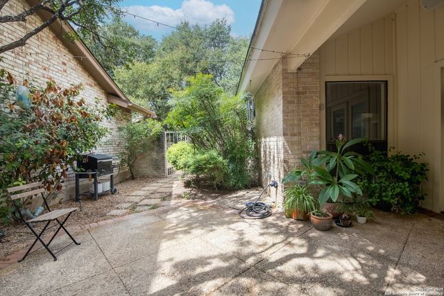 3726 Hunters Trail, San Antonio, TX 78230